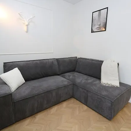 For Two Or Solo New And Balcony Apartment