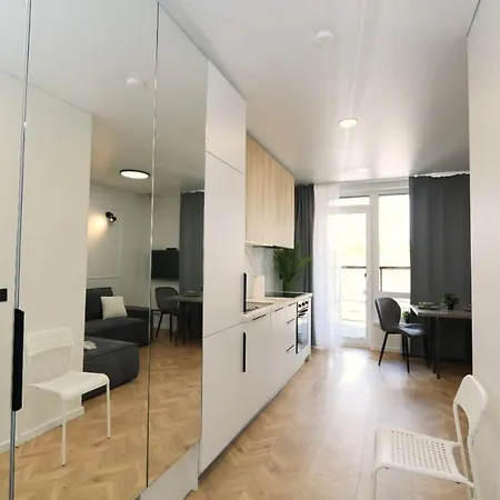 For Two Or Solo New And Balcony Apartment *